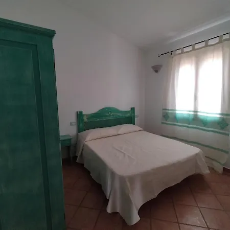 Attico Al Primo Piano Quadrilocale, Pittulongu Hébergement de vacances *